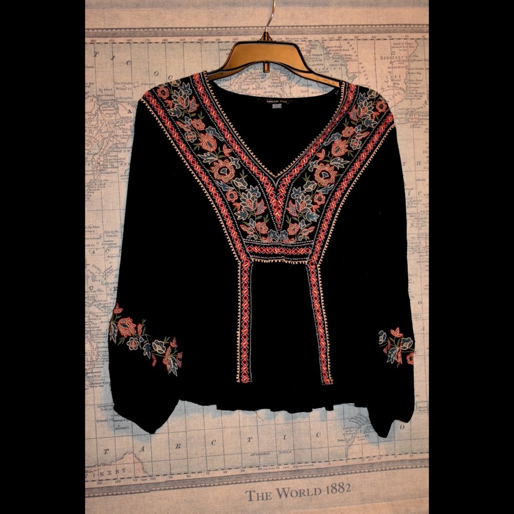 American Eagle Floral Blouse